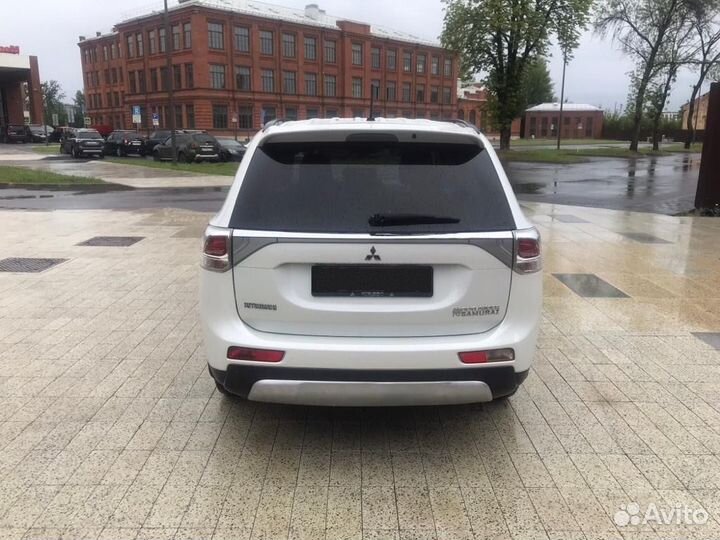 Mitsubishi Outlander 3.0 AT, 2014, 92 000 км