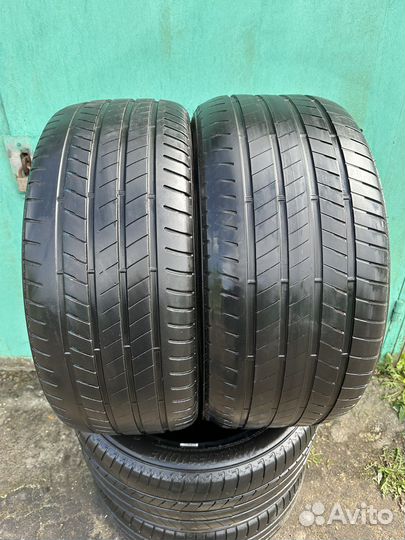 Bridgestone Alenza Sport 275/45 R20 и 305/40 R20