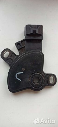 Ингибитор АКПП 2702A043 датчик селектора АКПП