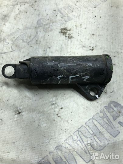 Демпфер бардачка Ford Focus 2