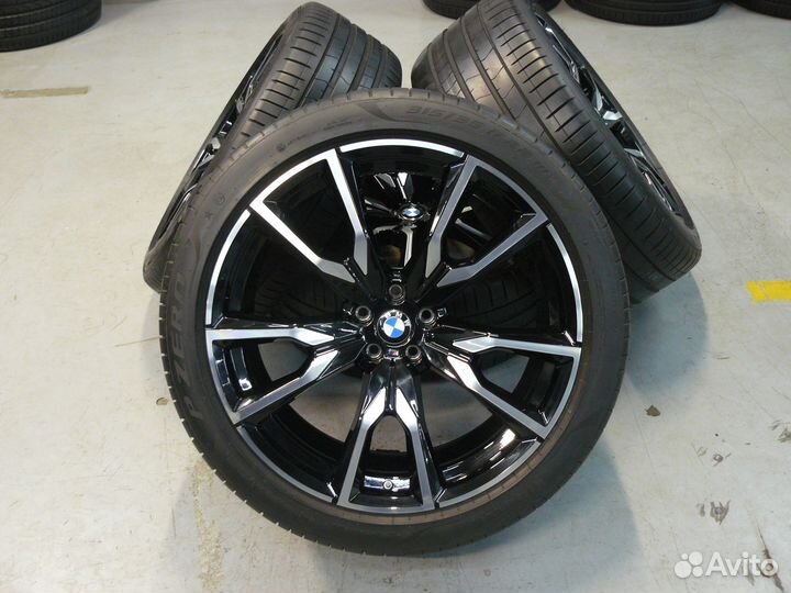 Колеса R22 BMW X7 G07 оригинал стиль 755M