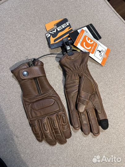 Мотоперчатки sweep