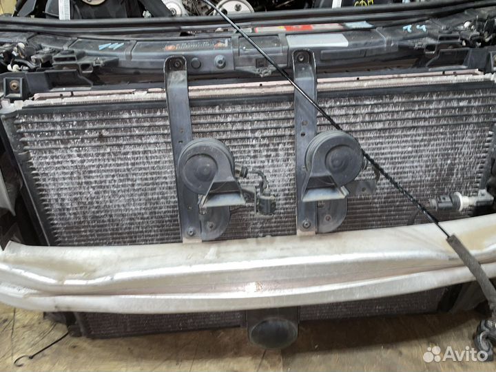 Кассета радиаторов Audi S8 d3