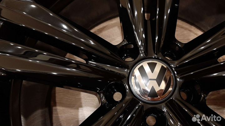 Оригинальные диски Volkswagen Touareg 3 R19 Польша