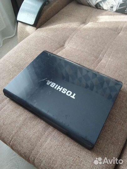 Ноутбук toshiba