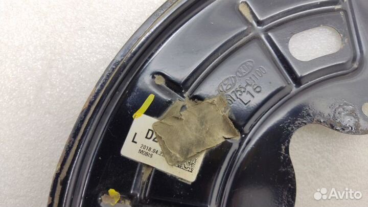 Пыльник тормозного диска передний левый Kia Optima