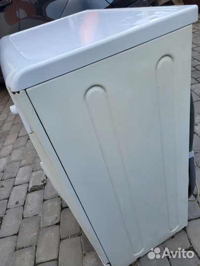 Стиральная машина на запчасти Indesit