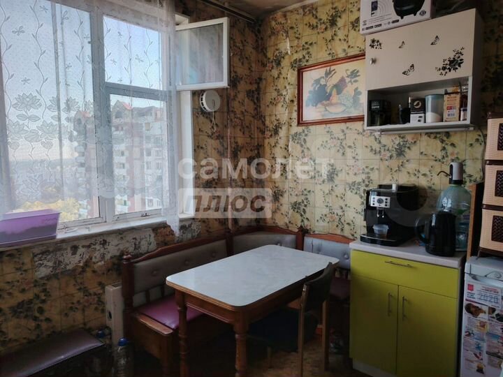 Доля в 3-к. квартире, 73,8 м², 16/17 эт.