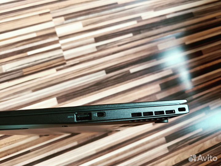 Ноутбук Lenovo thinkpad x1 carbon