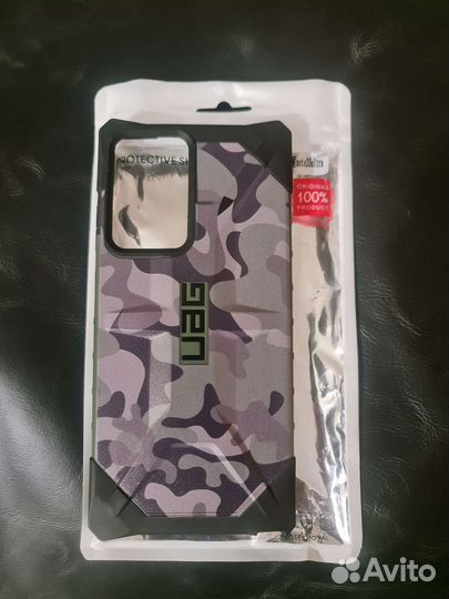 Чехол UAG не ориг естественно. Но очень близок