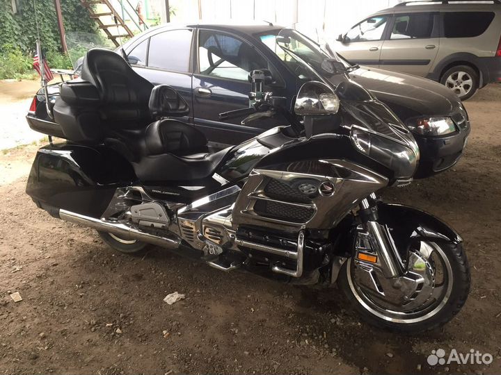 Хонда GL1800