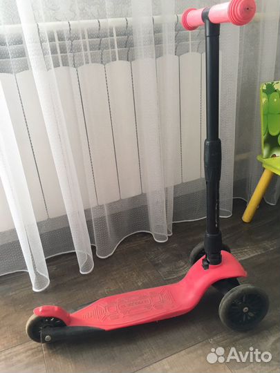 Самокат детский трехколесный