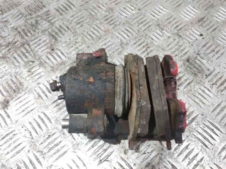 Суппорт тормозной передний правый Volkswagen Golf