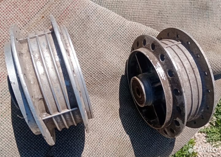 Ступица заднего колеса под спицы для мопеда