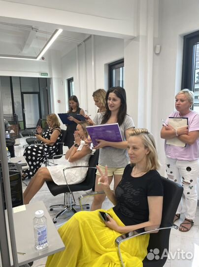 Окрашивание волос. бесплатно