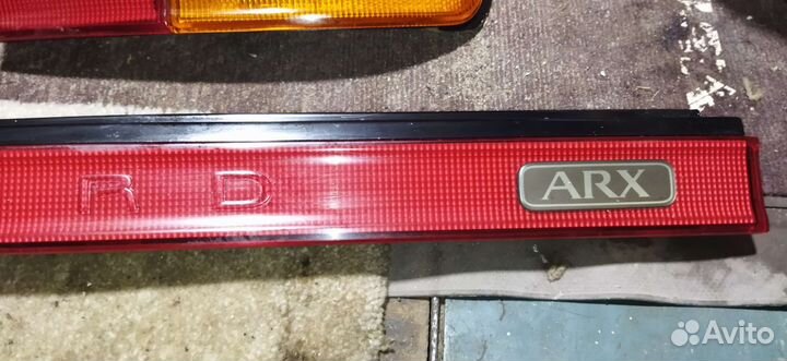 Стоп-сигнал Nissan Bluebird 1991-1993 U13, задний