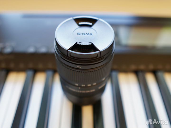 Обьектив Sigma 18-50 F2.8 DC DN для Sony E-mount