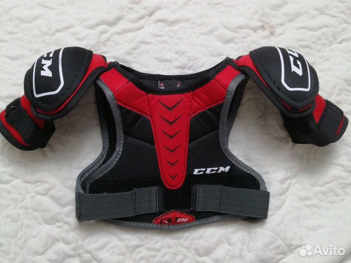 Нагрудник хоккейный ccm