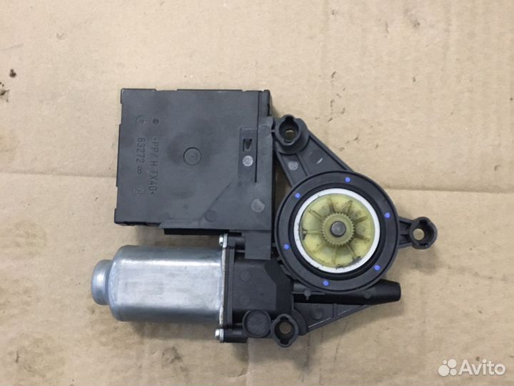 Моторчик стеклоподъемника Skoda Octavia A5 (3342)