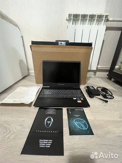 Игровой ноутбук Thunderobot 911 Air XS D