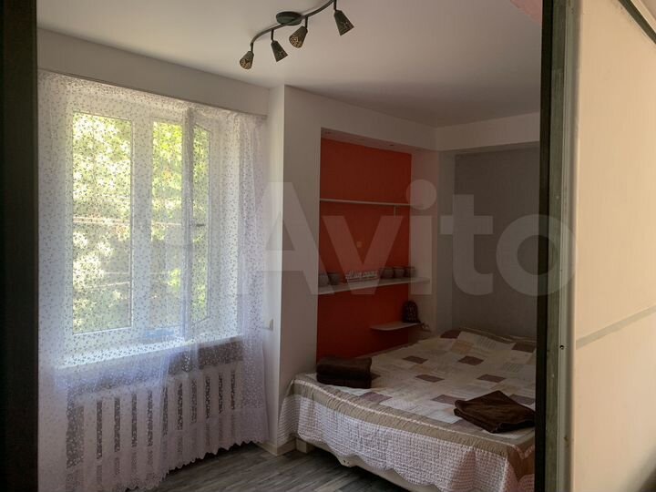 2-к. квартира, 46 м², 2/4 эт.