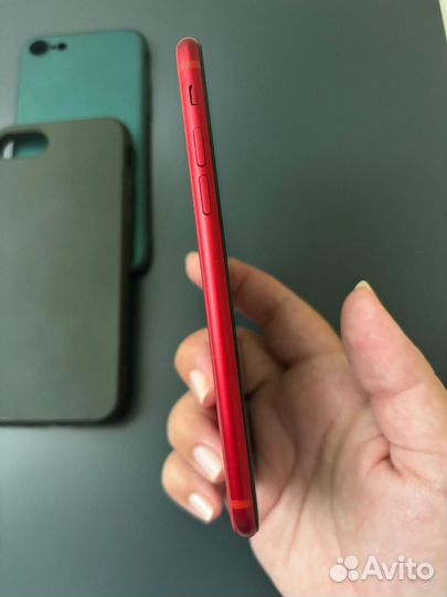 iPhone SE (2020), 128 ГБ
