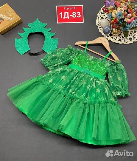 Продам костюм р. 104-110 туфли 28р