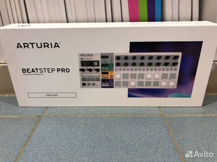 Arturia BeatStep Pro белая