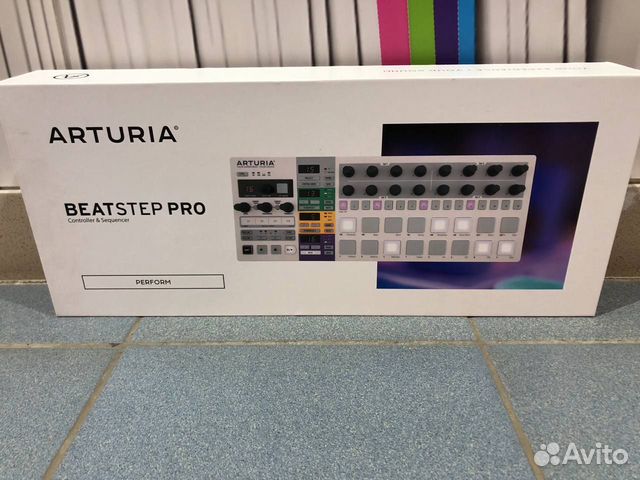 Arturia BeatStep Pro белая