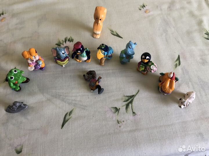 Статуэтки, фигурки