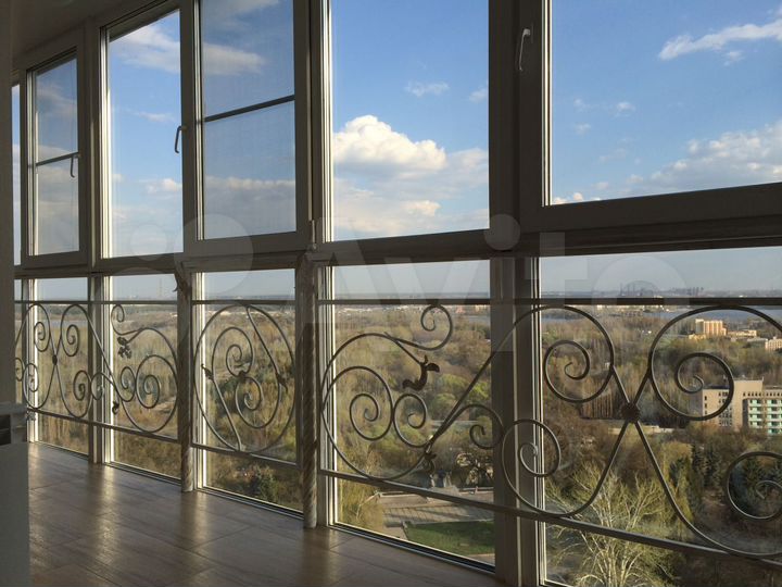 2-к. квартира, 48 м², 12/12 эт.