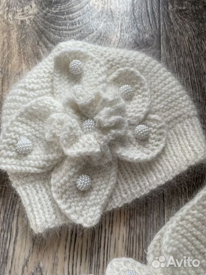 Продам шапочку и шарфик на девочку ручной работы