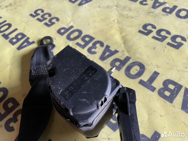 Ремень безопасности задний правый VW Vento