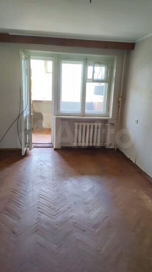 3-к. квартира, 60 м², 2/5 эт.