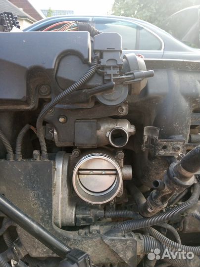 Двигатель М54b25