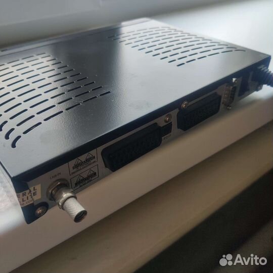 Ресивер триколор 8300 M