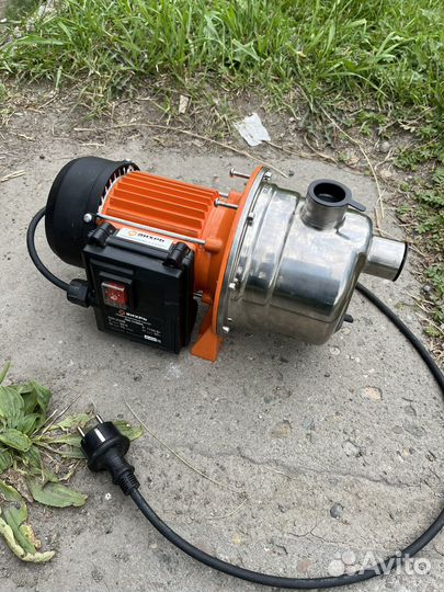 Насос вихрь 1100 Вт новый