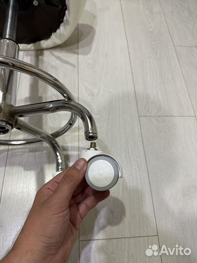 Стул для косметолога