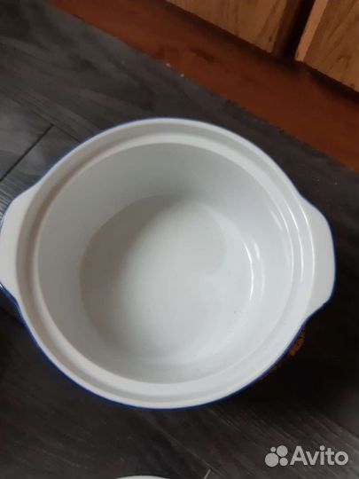 Кастрюля керамическая,новая