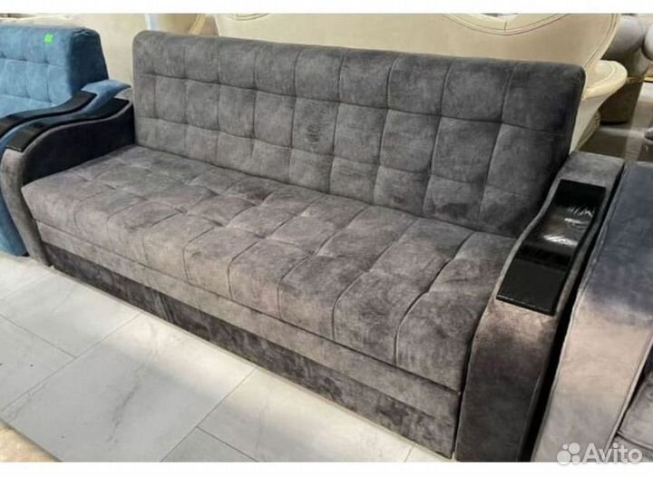 Прямой диван в наличии не б/у