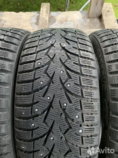 Toyo Observe G3-Ice 215/50 R17