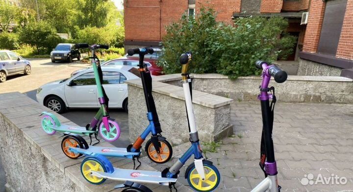 Самокат с большими колесами 200 мм