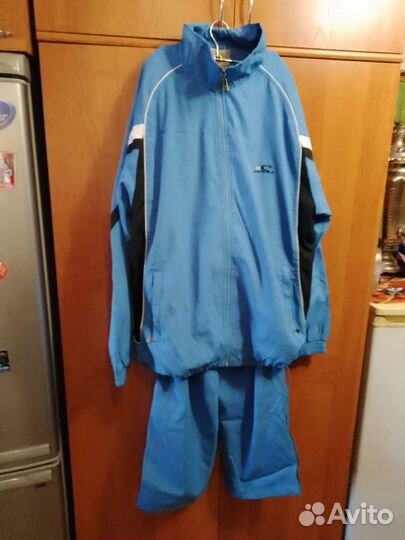 Спортивный костюм