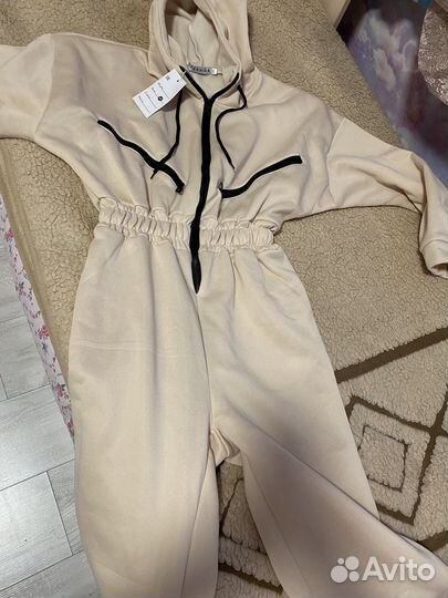 Комбинезон женский