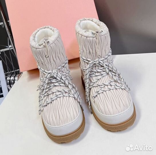 Дутики Miu Miu Moon Boot