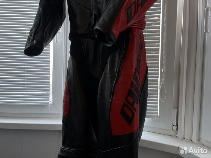 Мотокомбинезон Dainese