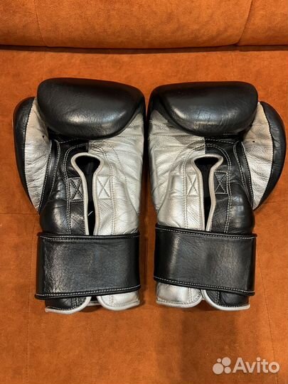 Боксерские перчатки Sabas 14oz