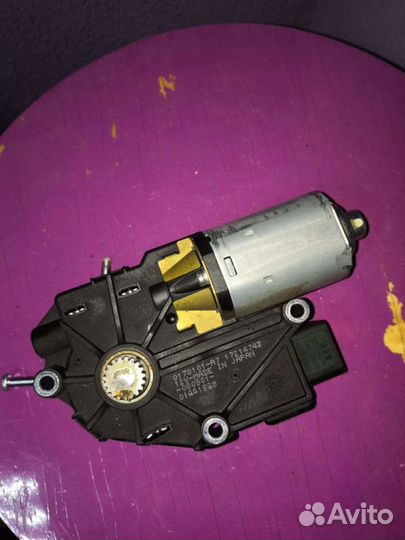 Моторчи люка Infiniti FX37 / FX50, FX 35 кузов S51