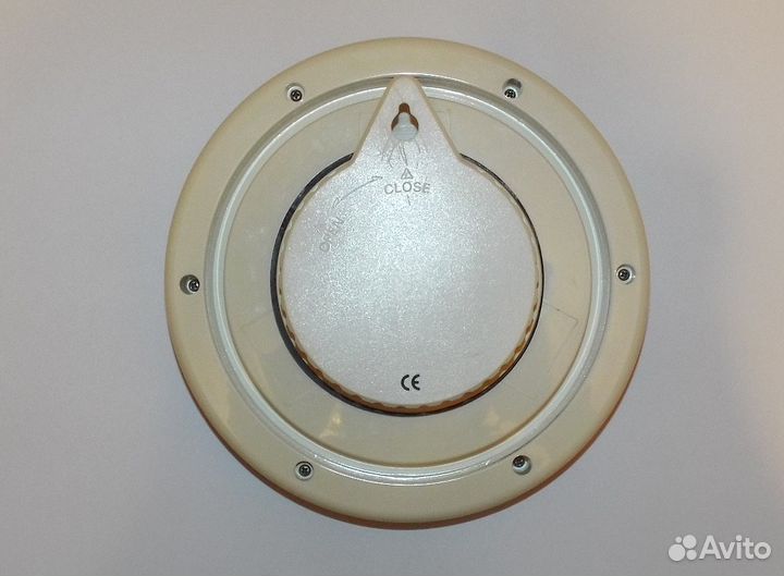 Часы герметичные настенные Happy