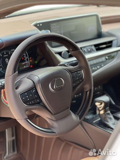 Lexus ES 2.5 AT, 2018, 139 962 км